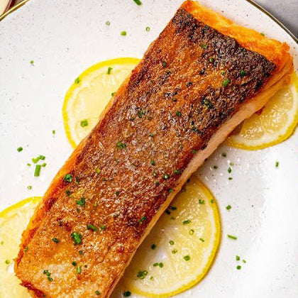 Sous-Vide Salmon Filet With Thyme