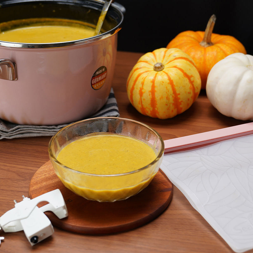 Creamy Pumpkin Bisque Soup